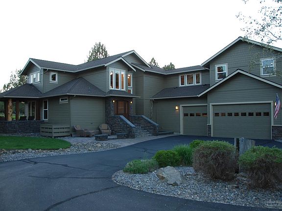 2nd image of 8630 Eagle Crest Blvd