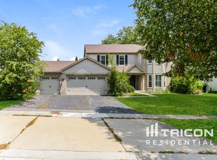 1720 Westbury Dr, Algonquin, IL