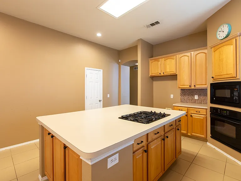 11259 Blackhawk Dr — Photo 9