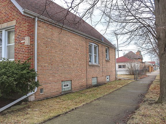 2nd image of 10959 S Avenue M