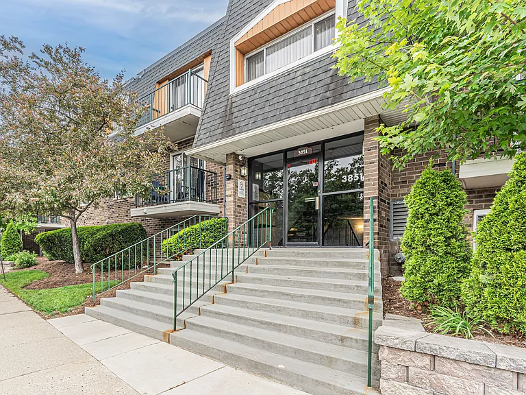 3851 N Parkway Dr #1I — Photo 25
