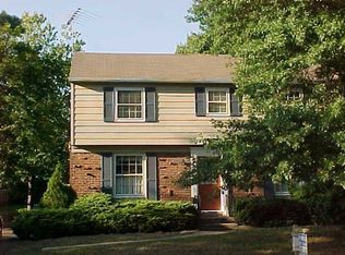 211 Lakeside Dr, Glassboro, NJ 08028