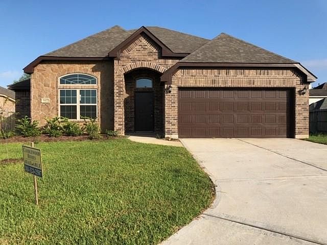 1st image of 8402 Willow Gables Ct