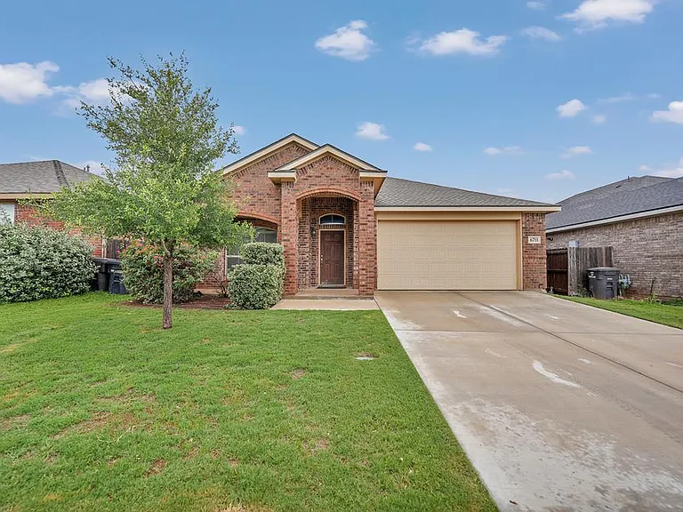 6711 Hall Of Fame Blvd — Photo 42