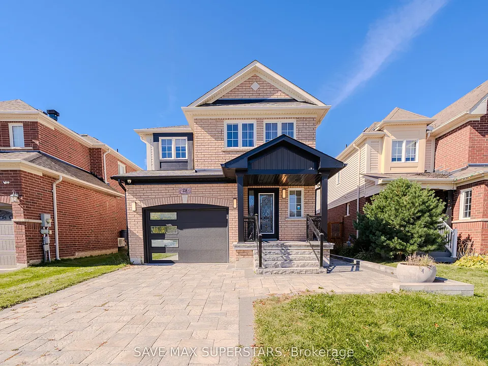 28 Versailles Cres