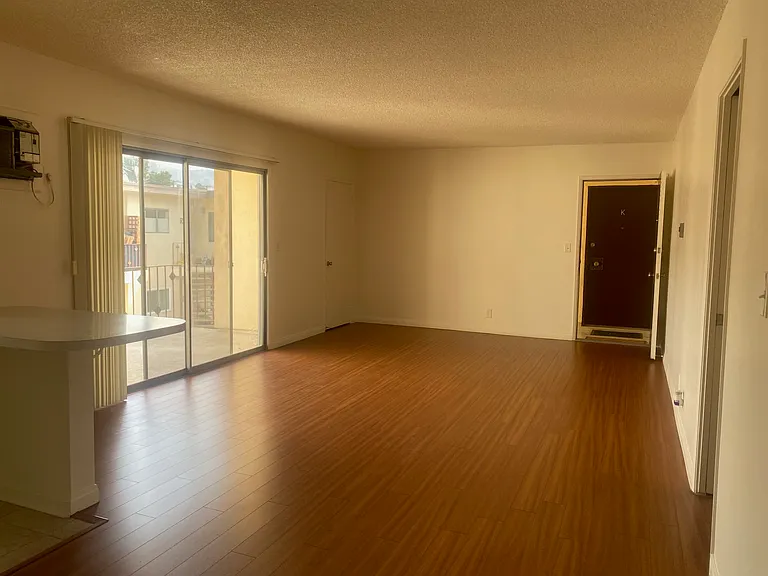 309 Cornell Dr #L — Photo 3