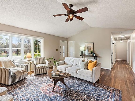 5th image of 6005 Hunters Ridge Ct