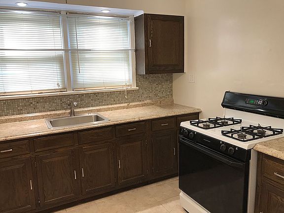 4th image of 907 Palmer Ave APT J1