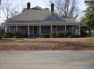 2153 Main St, Comer, GA 30629