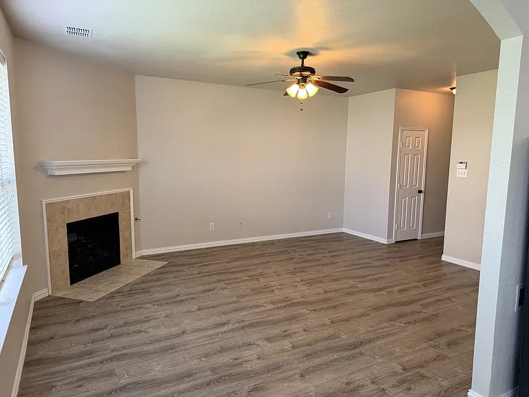 11508 Gloriosa Dr — Photo 4