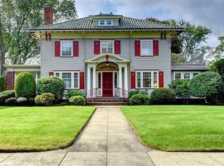 280 Norwood Ave, Cranston, RI 02905