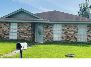 7607 Tricia Ct, New Orleans, LA 70128