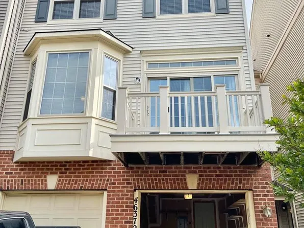 46372 Monocacy Sq, Sterling, VA 20165