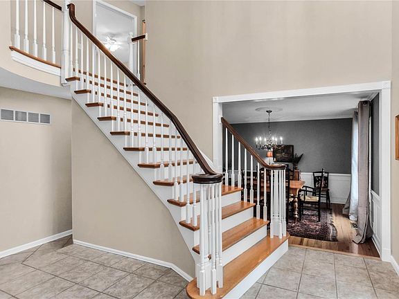 3rd image of 15116 Denwoods Dr