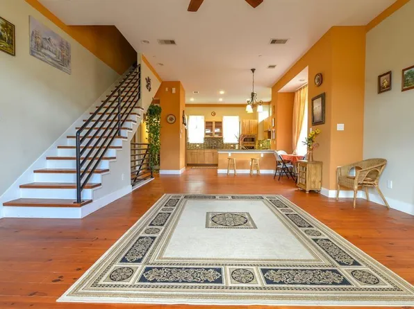 1807 W Webster St, Houston, TX 77019