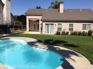 2941 E Pryor Dr, Fresno, CA