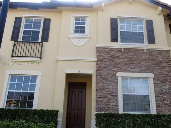 9163 SW 227th St Unit 5, Cutler Bay, FL 33190