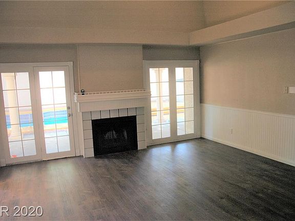 3rd image of 541 Aldbury Dr
