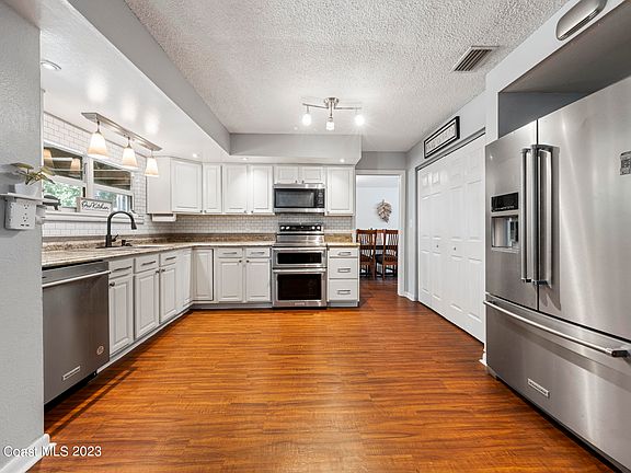 2nd image of 1337 Royal Birkdale Cir