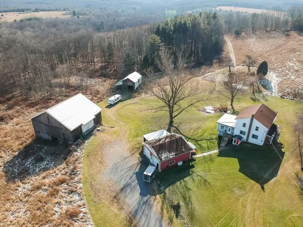 3084 Route 949, Corsica, PA 15829