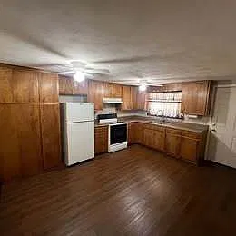 316 E Rosewood Ave — Photo 1