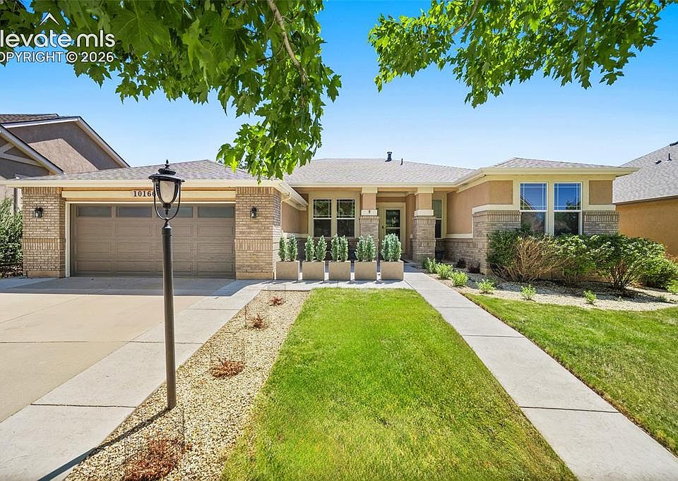 1st image of 10166 Pine Glade Dr