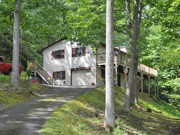 14642 S 226th Hwy, Spruce Pine, NC 28777