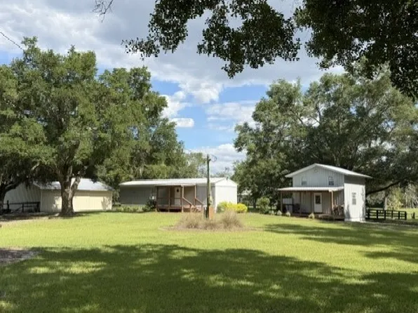 559 SW 15th Ct, Bell, FL 32619