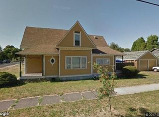 304 Park St, Lebanon, OR 97355