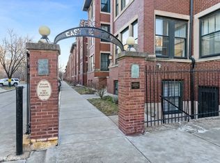 1717 E 54th St APT 1, Chicago, IL 60615