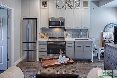 1 bed, 600 sqft, $1,600 — Photo 1