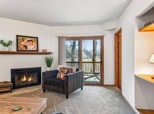 5542 Rowland Rd, Minnetonka, MN 55343