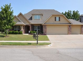 2006 W 110th Ct S, Jenks, OK 74037