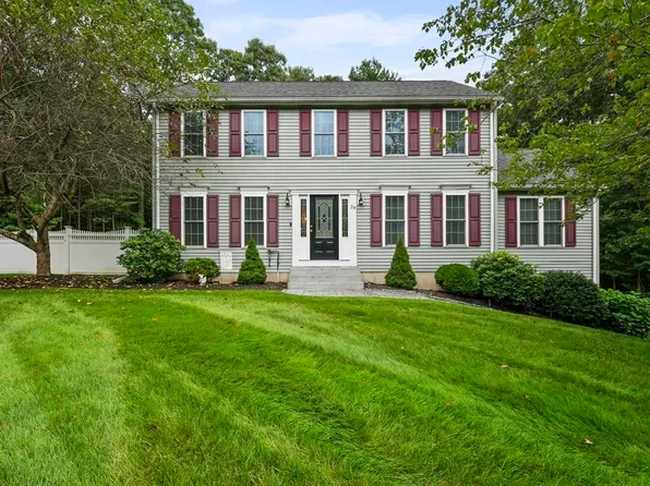 39 Tyler Dr, Uxbridge, MA 01569