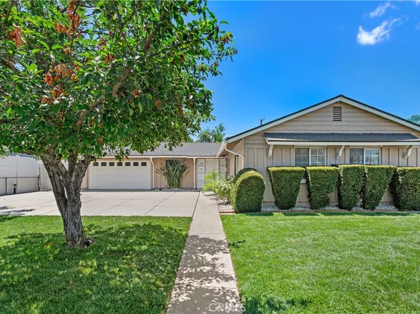 22854 Sherman Way, West Hills, CA 91307