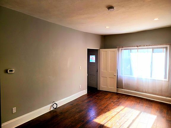 4th image of 1124 Brabec St