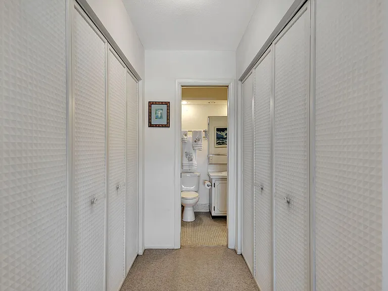 100 Shore Ct #304 — Photo 29