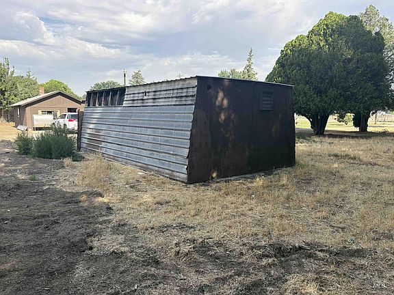 5th image of 510 Baggins Ln