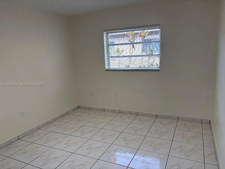 10481 SW 26th Ter — Photo 12