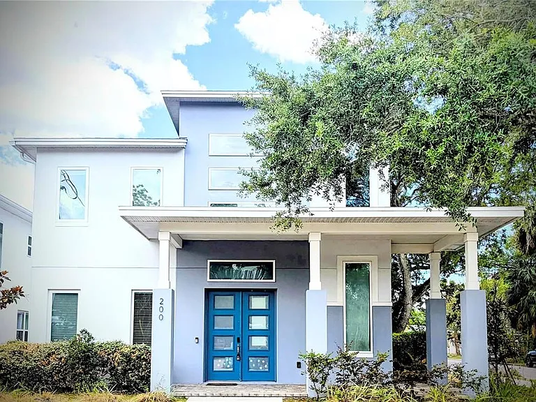 200 E Grant St — Photo 1
