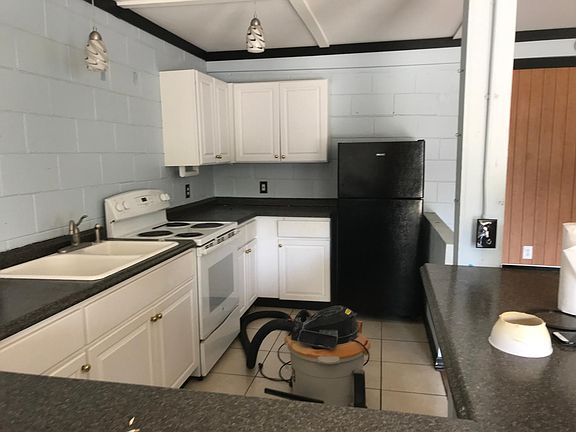 2nd image of 22 Lura Ln