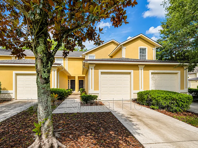 4706 Playpen Dr — Photo 1