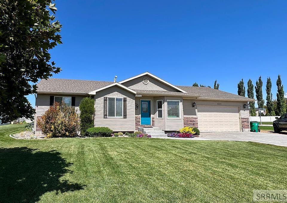 1st image of 3889 E 12 N