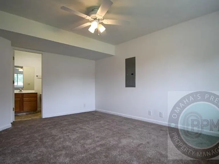 4935 N 17th St — Photo 20