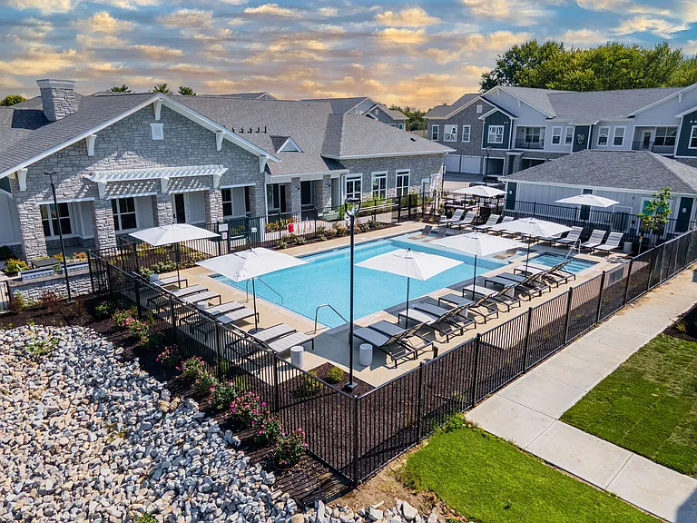 Maverick Exterior