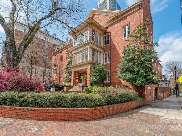 229 N Poplar St APT 24, Charlotte, NC 28202