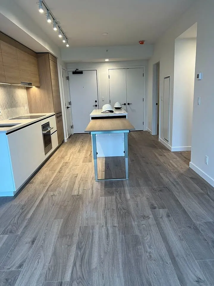 2 bed, 650 sqft, $2,000 — Photo 4