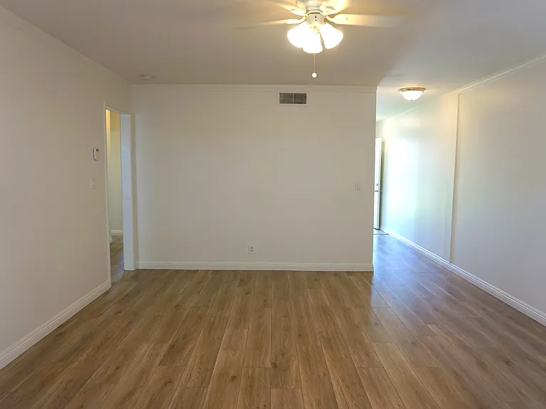 3433 W Orange Ave #1 — Photo 2
