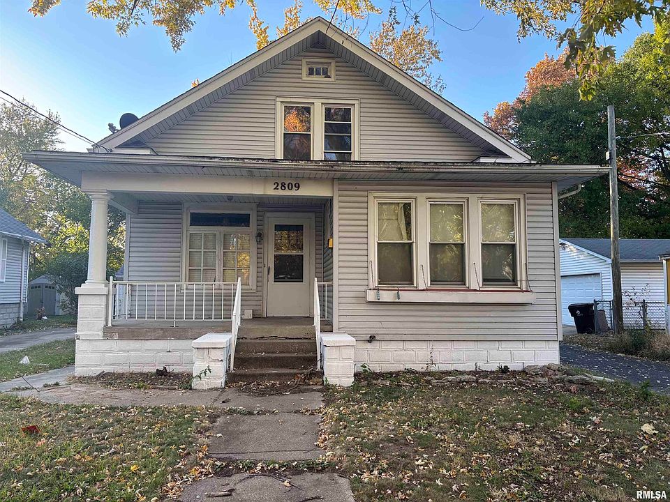 1st image of 2809 N California Ave