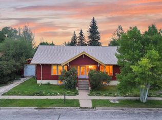 319 S 6th St, Laramie, WY 82070